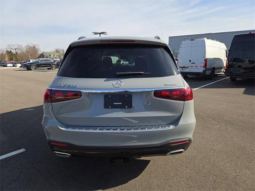 2026 Mercedes-Benz GLS 580 4MATIC