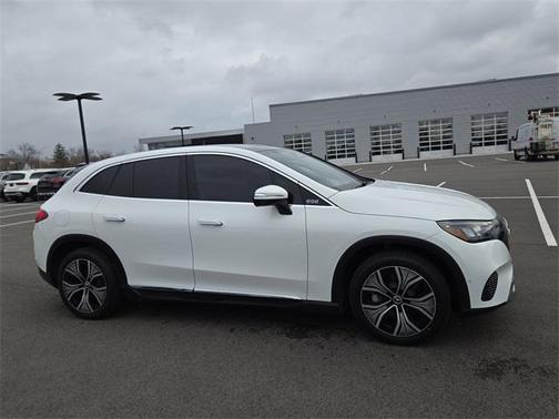 2025 Mercedes-Benz EQE 350 4MATIC