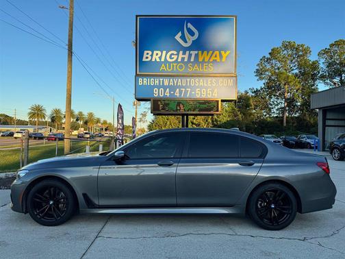 2017 BMW 740 740i