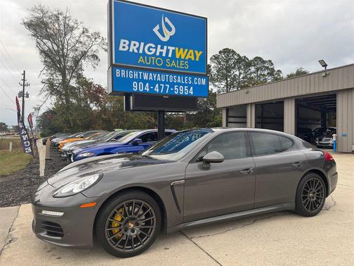 2014 Porsche Panamera 4