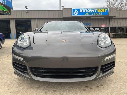 2014 Porsche Panamera 4