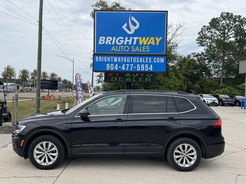 Deep Black Pearl 2019 Volkswagen Tiguan 2.0T SE