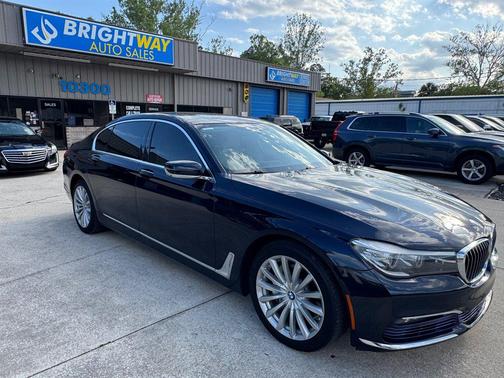 Imperial Blue Metallic 2016 BMW 740 740i
