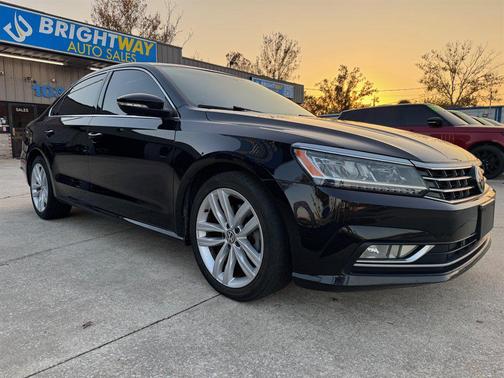 2018 Volkswagen Passat 2.0T SE