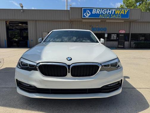 2018 BMW 530 530i
