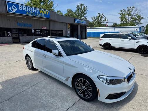 2018 BMW 530 530i