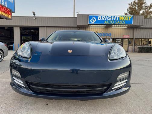 2012 Porsche Panamera 4