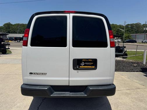 2020 Chevrolet Express 2500 RWD 2500 Extended Wheelbase WT