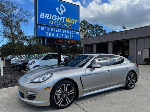 2013 Porsche Panamera 4