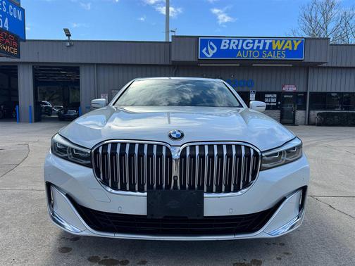 2020 BMW 740 740i