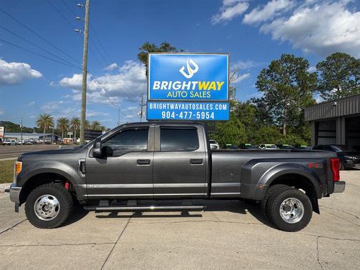 Magnetic Metallic 2017 Ford F-350 XL