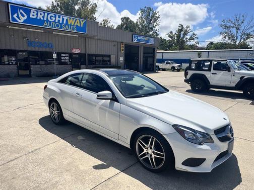 White 2014 Mercedes-Benz E-Class 4MATIC