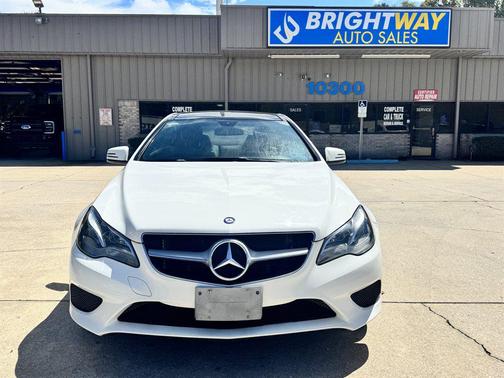 White 2014 Mercedes-Benz E-Class 4MATIC