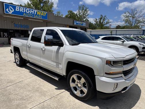 White 2018 Chevrolet Silverado 1500 2LT