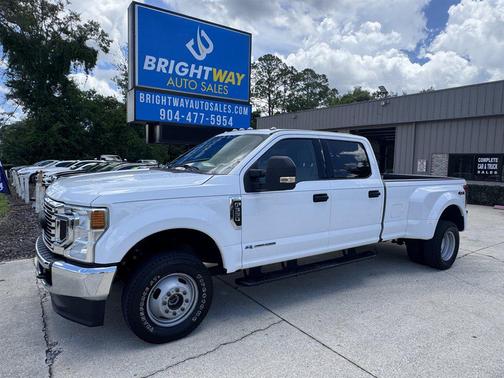 Oxford White 2022 Ford F-350 XLT