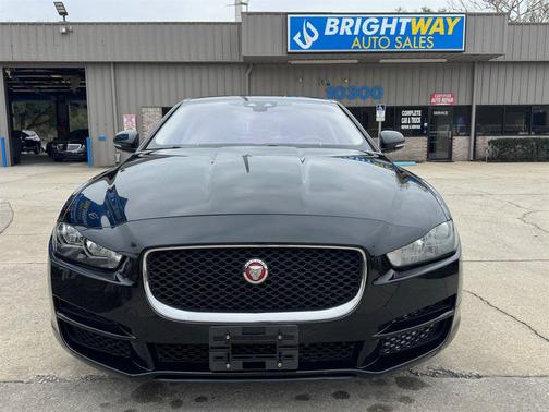 2019 Jaguar XE 25t
