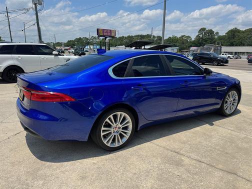 2018 Jaguar XF 25t Prestige