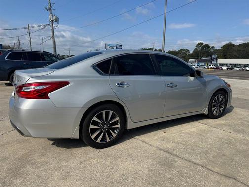 2016 Nissan Altima 2.5 SV