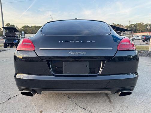 2013 Porsche Panamera 4