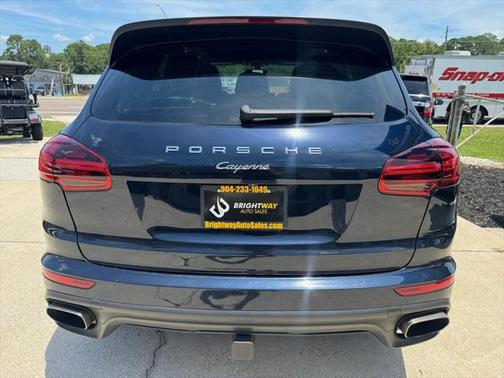 2016 Porsche Cayenne Base