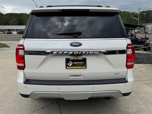 White 2018 Ford Expedition XLT