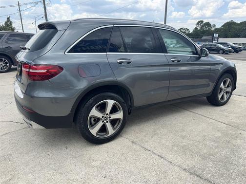 Selenite Grey Metallic 2019 Mercedes-Benz GLC 300 Base