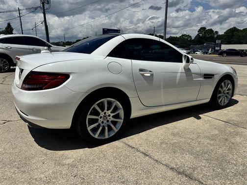 White 2018 Mercedes-Benz SLC 300 Base