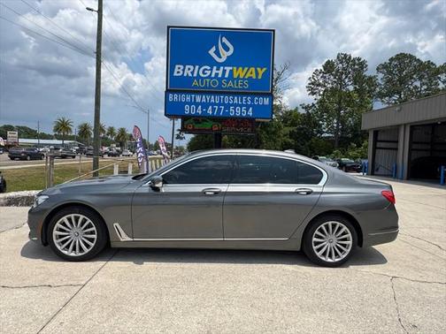 2019 BMW 740 740i