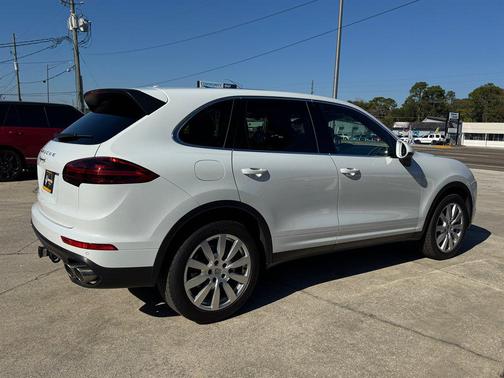 2015 Porsche Cayenne Cayenne