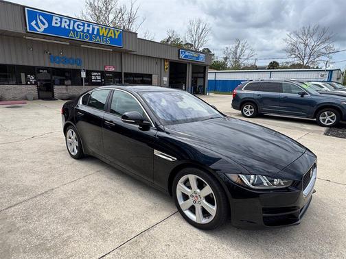 2018 Jaguar XE 25t Premium