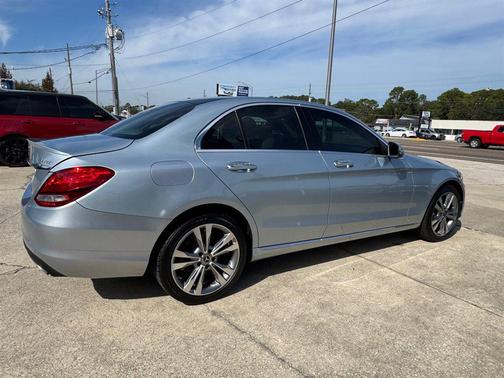 2017 Mercedes-Benz C-Class C 300 4MATIC Luxury