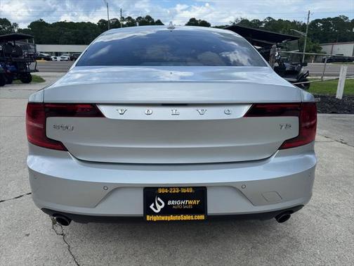 2018 Volvo S90 T5 Momentum