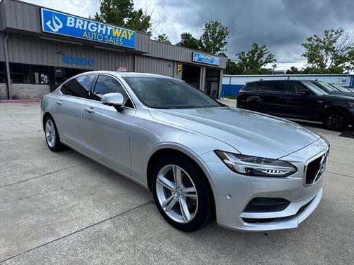 2018 Volvo S90 T5 Momentum