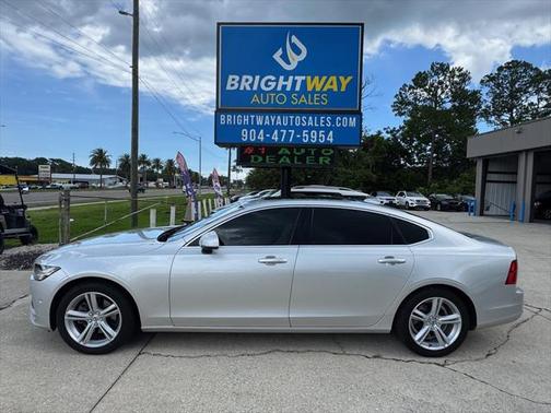 2018 Volvo S90 T5 Momentum