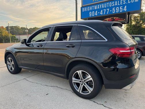 2019 Mercedes-Benz GLC 300 Base