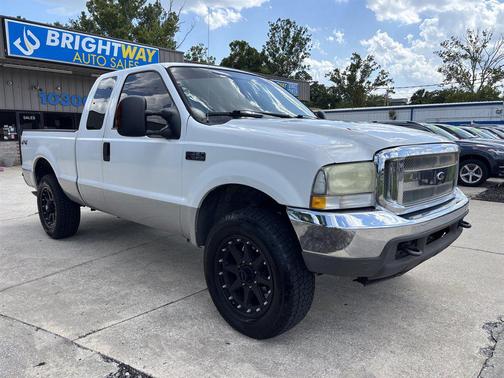 Oxford White Clearcoat 2004 Ford F-250 XLT