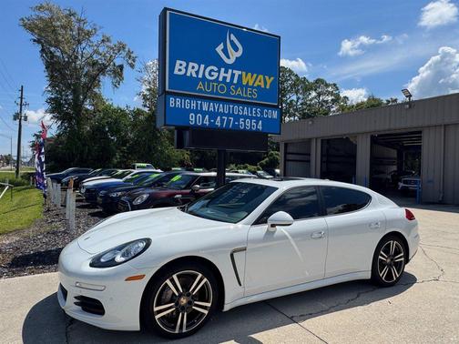 2014 Porsche Panamera 4