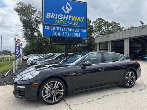2014 Porsche Panamera 4