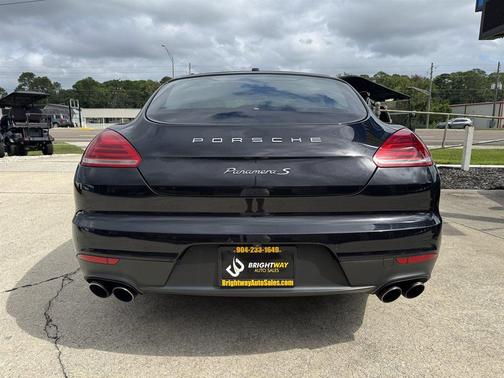 2014 Porsche Panamera 4