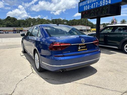 2017 Volkswagen Passat 1.8T SE