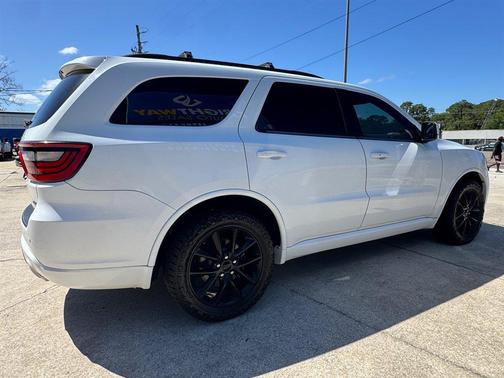 White Knuckle Clearcoat 2017 Dodge Durango GT