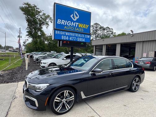 Black 2019 BMW 740 740i