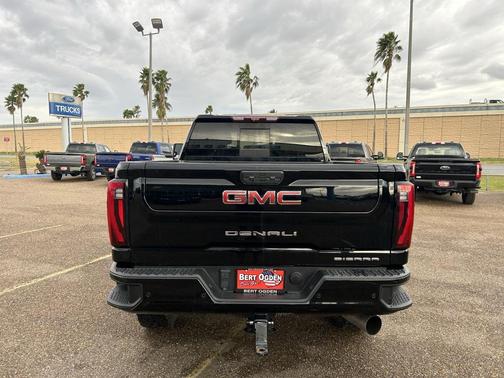 2024 GMC Sierra 2500 Denali