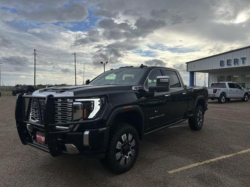 2024 GMC Sierra 2500 Denali