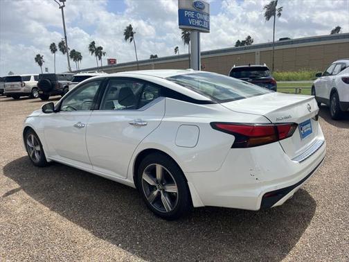 2022 Nissan Altima 2.5 SL