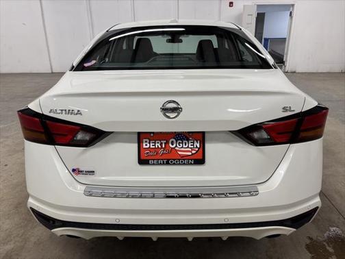 2022 Nissan Altima 2.5 SL