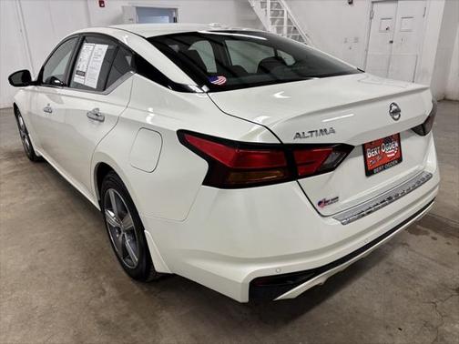 2022 Nissan Altima 2.5 SL