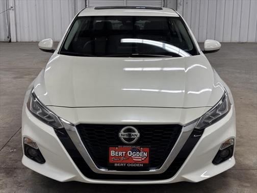 2022 Nissan Altima 2.5 SL
