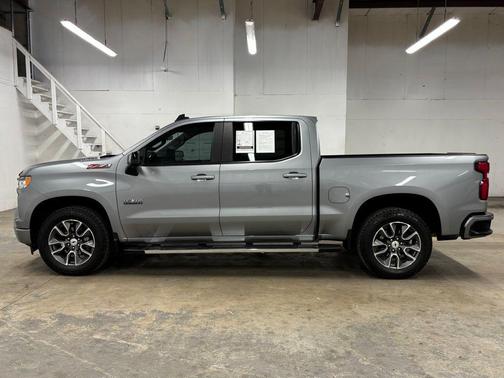 Sterling Gray Metallic 2023 Chevrolet Silverado 1500 RST