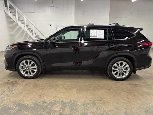 2022 Toyota Highlander Limited
